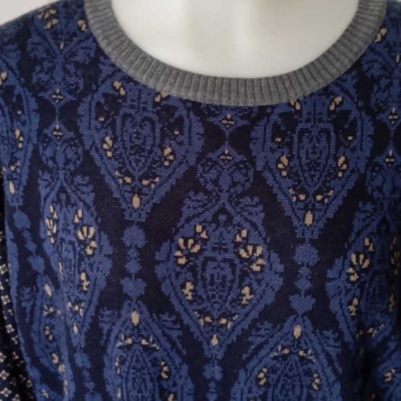 Yest designer blue patterned sweater size 10 - Picture 2 of 8